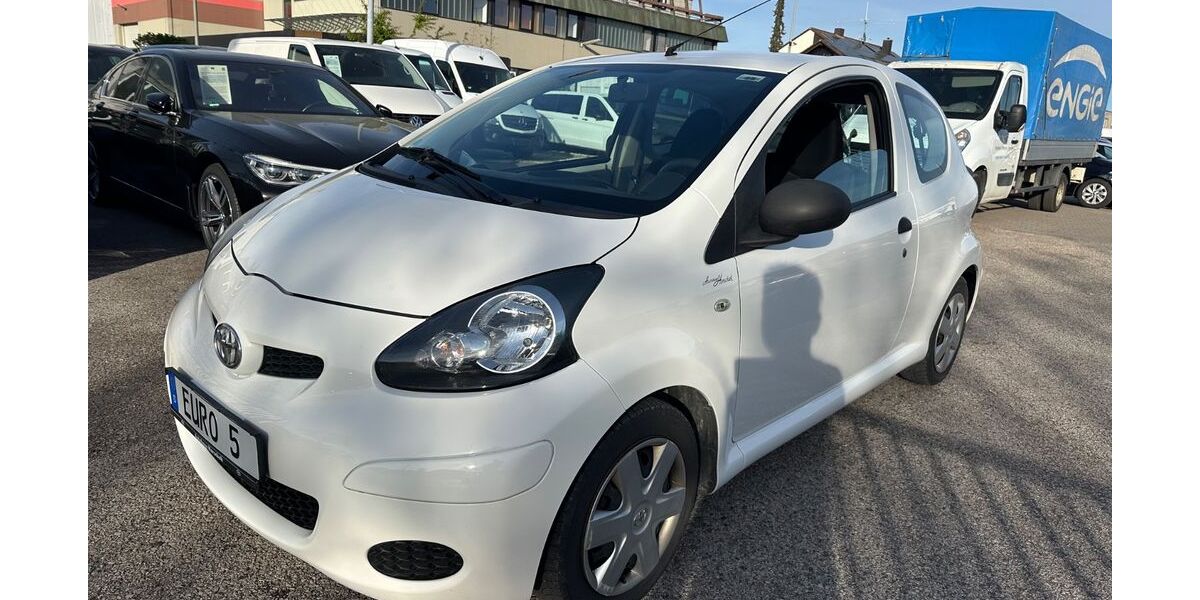 Toyota Aygo (X) 125.000 km 1.450 &euro; Nürnberg 90439