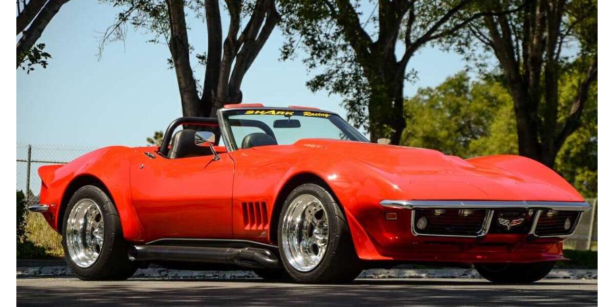 Corvette C3 1.239 km 147.500 &euro; Feucht, M 90537