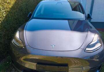 Tesla Model Y 98.600 km 34.999 &euro; Schwarzenbruck 90592