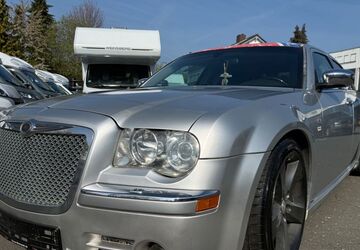 Chrysler 300C 162.000 km 2.890 &euro; FORCHHEIM 91301