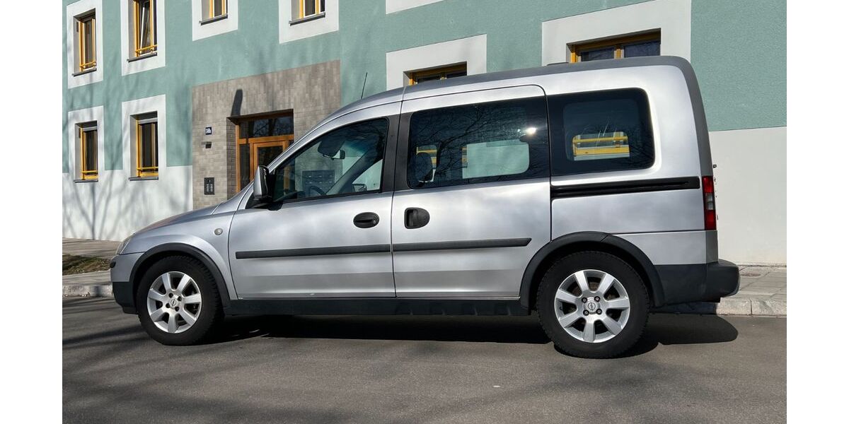 Opel Combo 128.000 km 3.499 &euro; Nürnberg, Bayern 90461