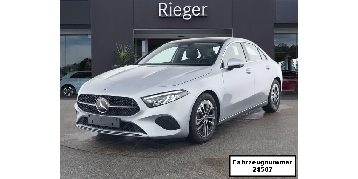 Mercedes-Benz A 180 28.217 km 29.579 &euro; Altdorf 90518