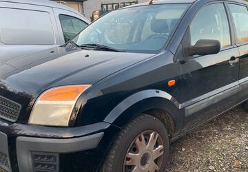 Ford Fusion 99.000 km 1.000 &euro; Nürnberg 90427