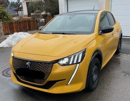 Peugeot 208 49.000 km 14.750 &euro; Schwanstetten 90596