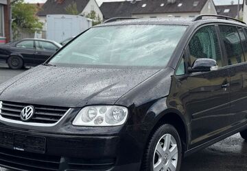 VW Touran 204.000 km 2.550 &euro; Eckental 90542