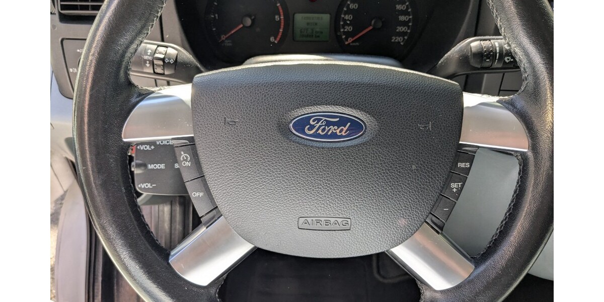 Ford Transit 210.000 km 9.000 &euro; Nürnberg 90403