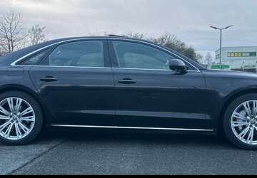 Audi A8 161.000 km 23.500 &euro; Forchheim 91301