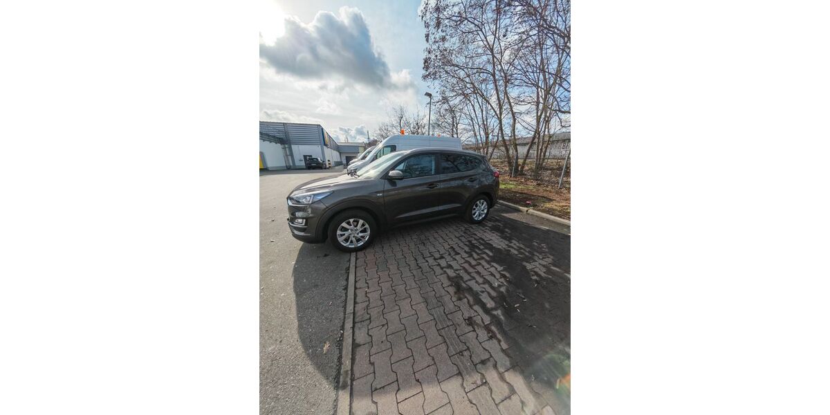 Hyundai TUCSON 85.582 km 17.500 &euro; Fürth 90763