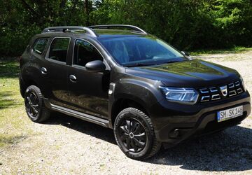 Dacia Duster 41.000 km 14.900 &euro; Nürnberg 90411