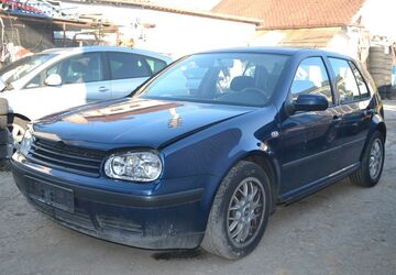 VW Golf 352.966 km 900 &euro; Nürnberg 90441