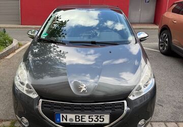 Peugeot 208 116.000 km 3.200 &euro; Nürnberg 90429