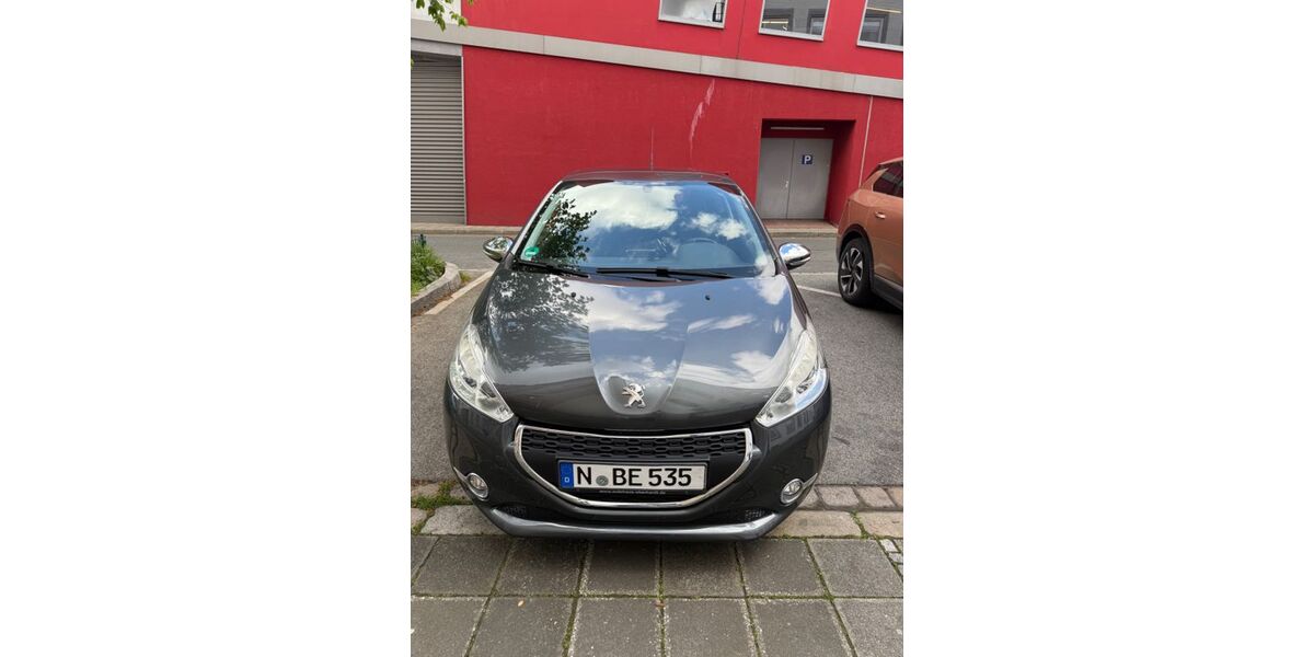 Peugeot 208 116.000 km 3.200 &euro; Nürnberg 90429