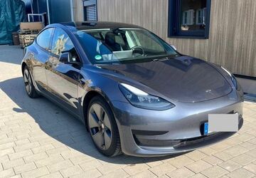 Tesla Model 3 136.500 km 22.900 &euro; Winkelhaid 90610