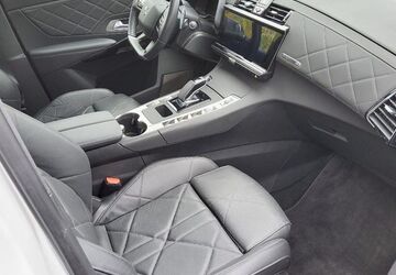 DS Automobiles DS7 (Crossback) 42.742 km 26.666 &euro; Röthenbach a. d. Pegnitz 90552