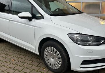 VW Touran 241.644 km 11.999 &euro; Zirndorf 90513
