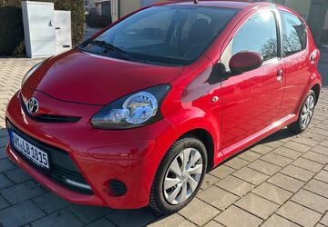 Toyota Aygo (X) 62.000 km 5.900 &euro; Fürth 90763