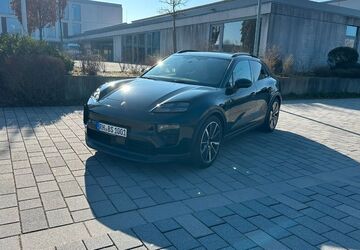 Porsche Macan 5.900 km 85.000 &euro; Wendelstein 90530