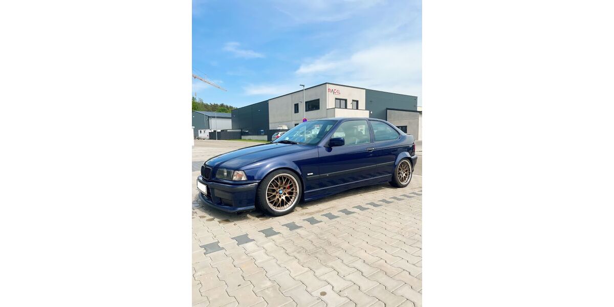 BMW 323 260.000 km 7.500 &euro; Berg 92348