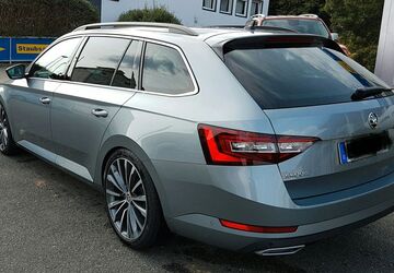 Skoda Superb 122.000 km 14.950 &euro; Oberreichenbach 91097