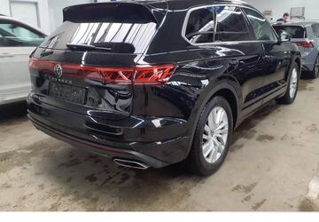 VW Touareg 26.950 km 54.880 &euro; Erlangen 91058