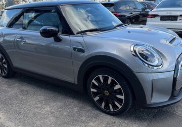 Mini Cooper SE 5.000 km 23.999 &euro; Fürth bei Nürnberg 90763
