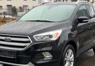 Ford Kuga 198.000 km 7.900 &euro; Eckental 90542