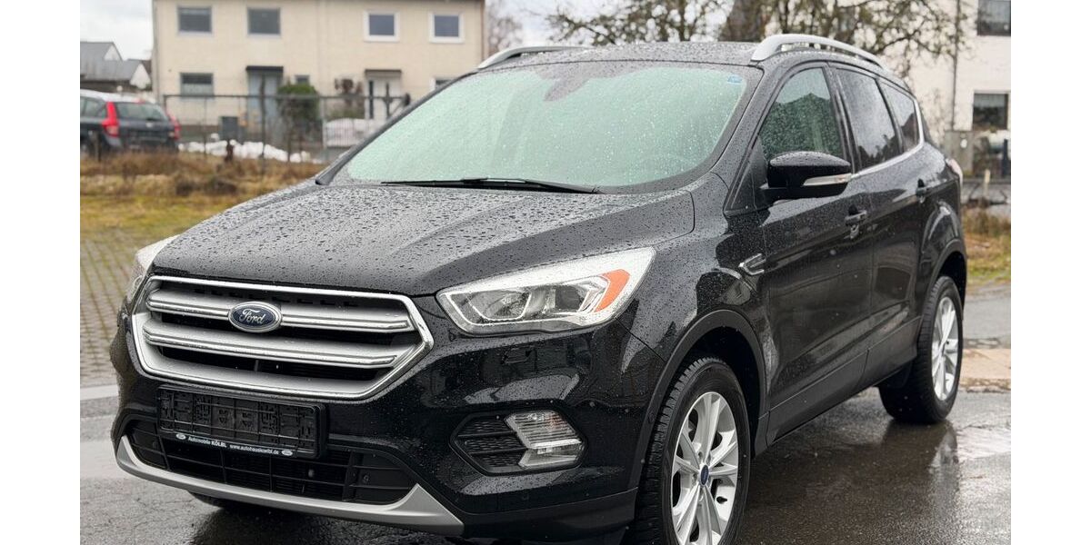 Ford Kuga 198.000 km 7.900 &euro; Eckental 90542