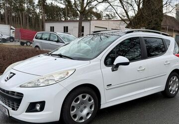 Peugeot 207 172.986 km 2.499 &euro; wendelstein 90530