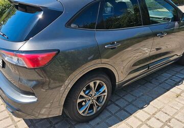 Ford Kuga 116.000 km 21.600 &euro; Nürnberg 90451
