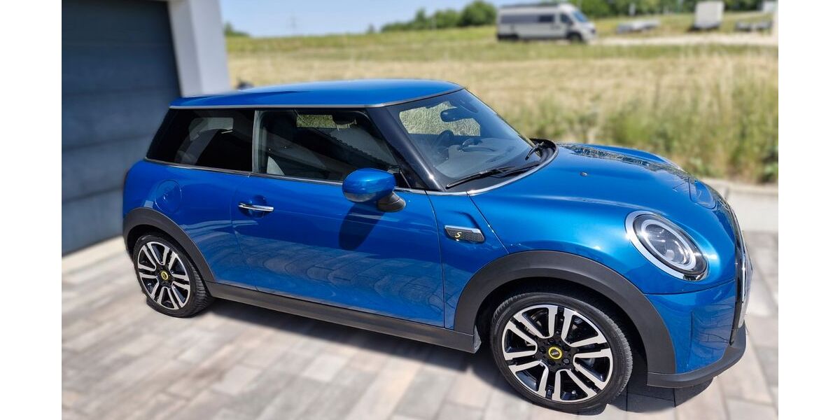 Mini Cooper SE 22.000 km 17.799 &euro; Pinzberg 91361