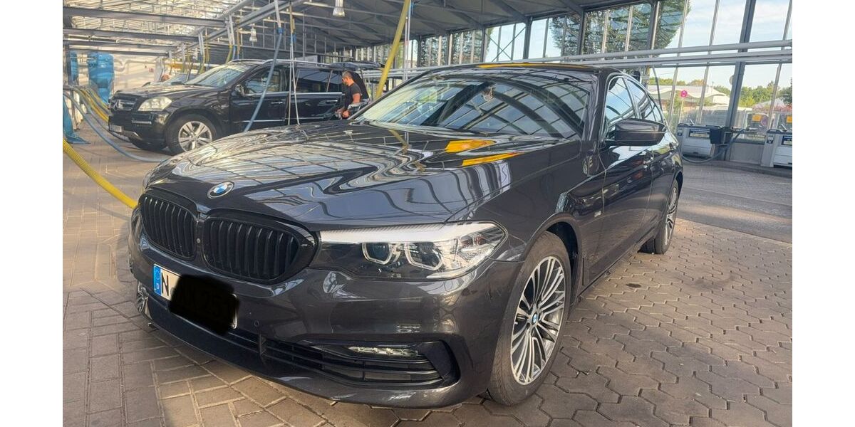 BMW 520 129.551 km 22.990 &euro; Nürnberg 90459