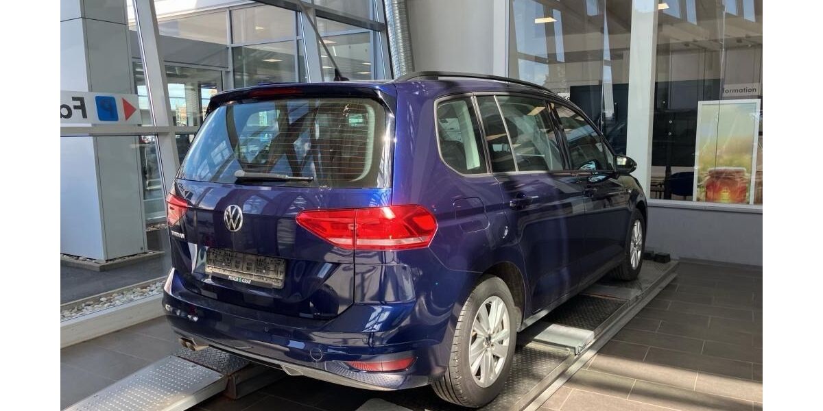 VW Touran 189.000 km 13.500 &euro; Oberasbach 90522
