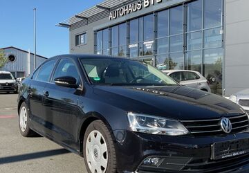 VW Jetta 80.000 km 10.987 &euro; Fürth 90763