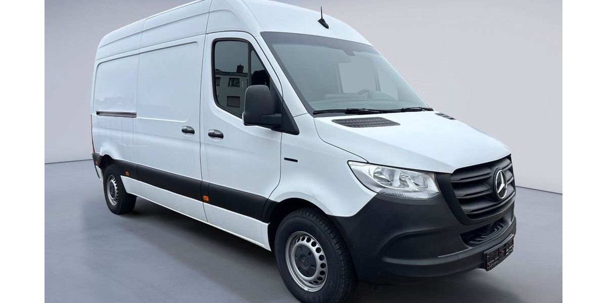 Mercedes-Benz eSprinter 22.000 km 17.999 &euro; Nürnberg 90451