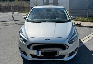 Ford S-Max 113.000 km 18.500 &euro; Feucht 90537