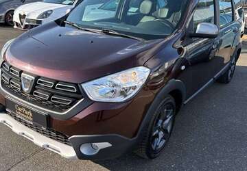 Dacia Lodgy 131.933 km 9.599 &euro; Fürth 90763