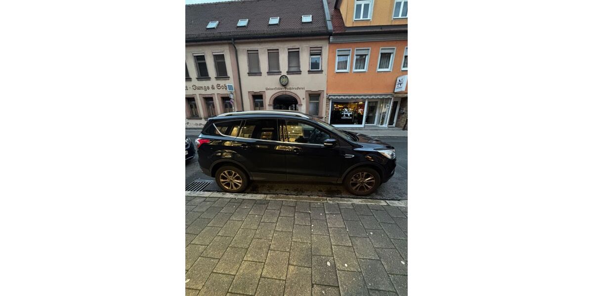 Ford Kuga 121.000 km 13.500 &euro; Erlangen 91054