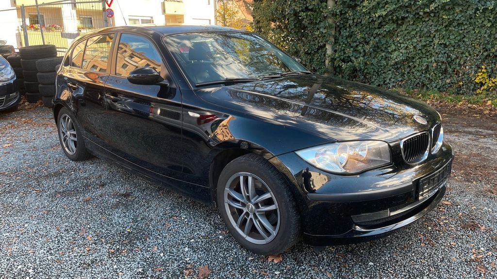 BMW 118 255.000 km 2.490 &euro; Fürth 90763