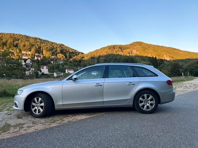 Audi A4 177.000 km 5.600 &euro; Nürnberg 90439