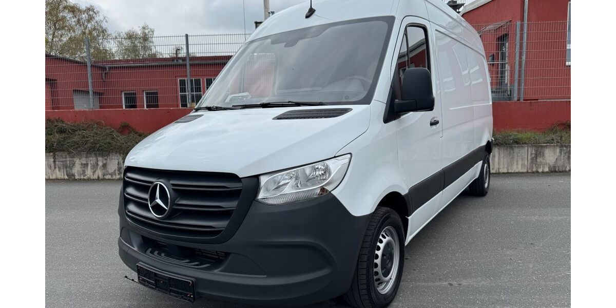 Mercedes-Benz Sprinter 49.600 km 25.900 &euro; Nürnberg 90425