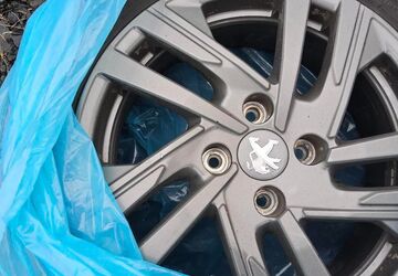 Peugeot 208 122.222 km 11.555 &euro; Röthenbach a. d. Pegnitz 90552