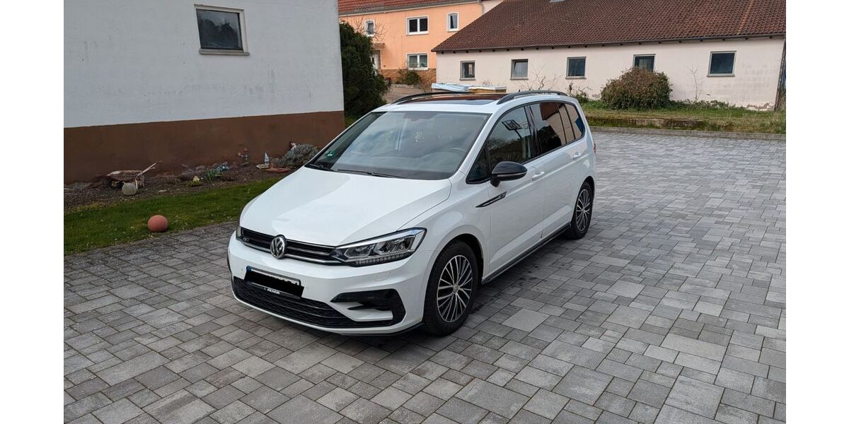 VW Touran 144.000 km 18.000 &euro; Kammerstein 91126