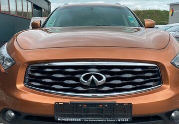 INFINITI QX70 245.000 km 9.800 &euro; Nürnberg 90461