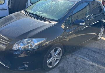 Toyota Auris 259.000 km 3.250 &euro; Fürth 90763
