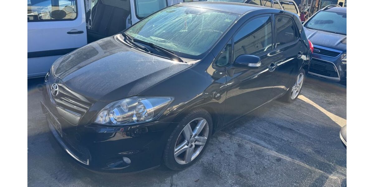 Toyota Auris 259.000 km 3.250 &euro; Fürth 90763