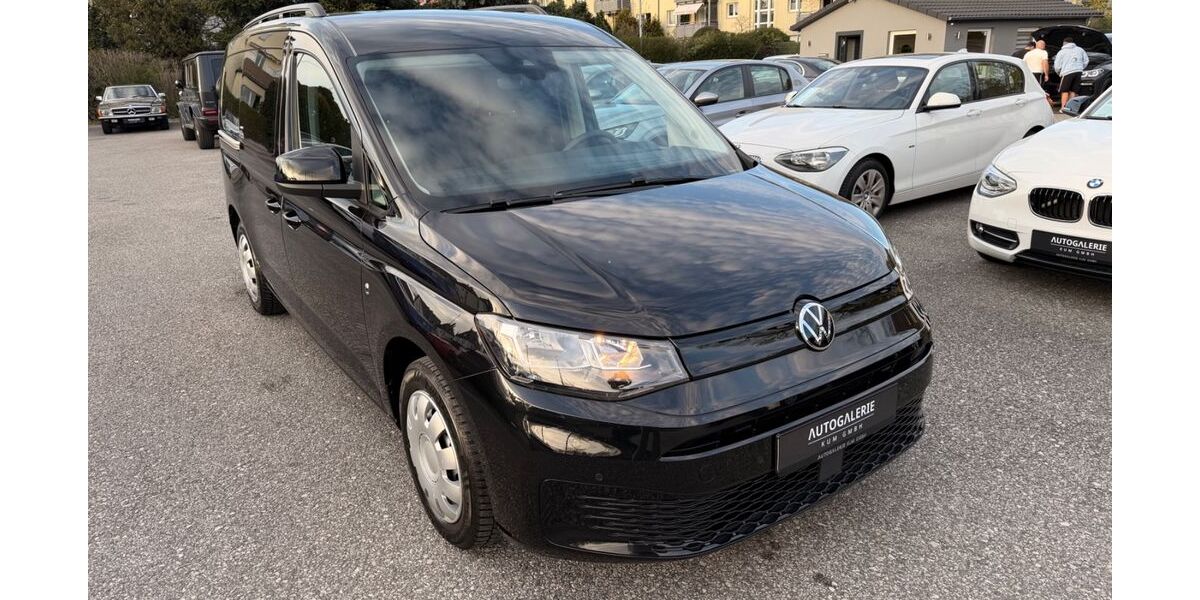 VW Caddy Maxi 73.700 km 26.500 &euro; Fuerth 90763