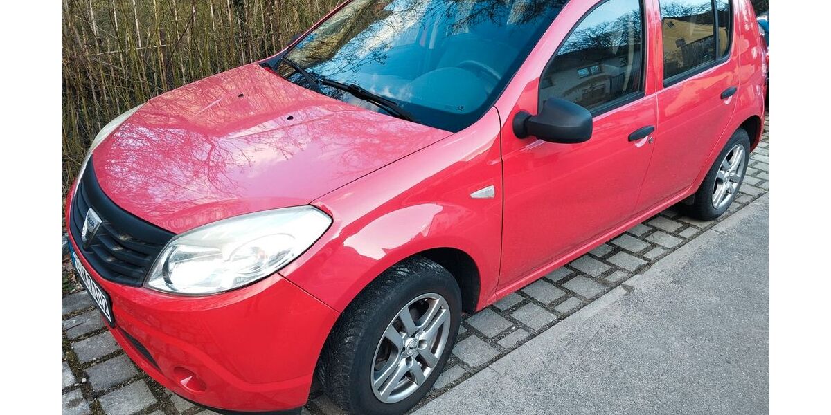 Dacia Sandero 66.000 km 1.800 &euro; Roßtal 90574