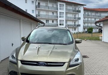 Ford Kuga 201.210 km 9.000 &euro; Nürnberg 90439