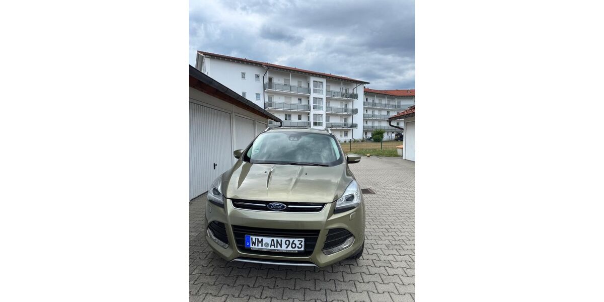 Ford Kuga 201.210 km 9.000 &euro; Nürnberg 90439