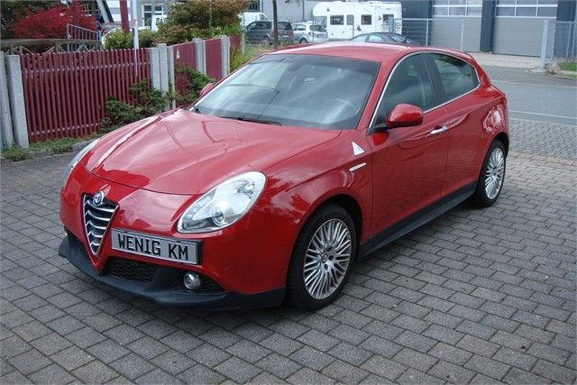 Alfa Romeo Giulietta 82.000 km 10.900 &euro; Fürth 90763